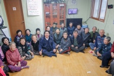 오세현 아산시장, 새해부터 어르신들 이야기 귀에 담는다.