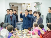 오세현 아산시장, 양승조 지사와 온양 정애원 방문