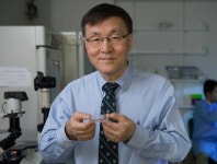 KAIST 출신 김광수 교수, 파킨슨병 임상 치료 성공 세계 최초