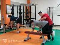 이영찬 대표, K대 올바른 운동 방법 강의