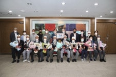 천안시, 제70주년 6.25 기념 모범보훈가족 표창패 전달