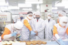 박상돈 천안시장, 빵의 도시 활성화 기업체 현장방문