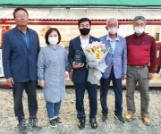 서산시의회 안원기 의원, 화수2리 주민 감사패 받아