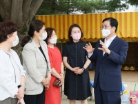장종태 서구청장, 공공건축물 그린리모델링 2호 목련어린이집 방문