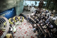 주식시장 스킨십 이낙연, 청년세대 자산형성 장 돼야