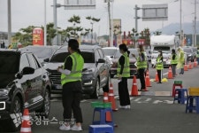 [사진] 보령 대천해수욕장, 개장 첫날 피서객 6만명 몰려