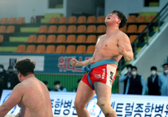 태안군청 최성민 '모래판 돌풍'