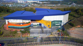 아산시 이순신빙상장, 여름 힐링 장소로 떠올라