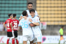 천안시축구단, 김해 원정서 2-0 단비 같은 승리
