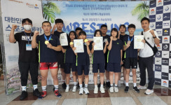 세종 연서중, 문체부장관기 전국 학생 레슬링대회 메달휩쓸어