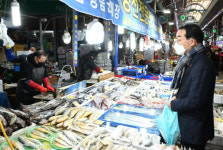 대전 중구, 설맞이 전통시장 장보기 및 민생현장 모니터링 솔선