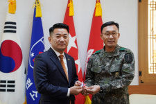 논산시의회 서원 의장, 육군훈련소장 만나 상생 발전 논의