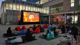 당진시립도서관, 야외영화상영 도서관앤무빔성료