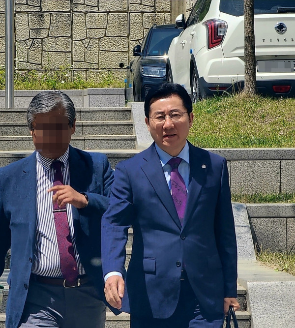 박경귀 충남 아산시장, 지방선거법 위반 혐의로 벌금 1500만원 확정…시장직 상실