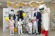 [사진]가톨릭대 대전성모병원 어린이날 환우에 선물나눔