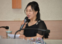 변규리 시낭송아카데미, 꽃을 보듯 너를 본다