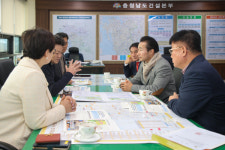 당진시의회, 충청남도 건설본부 방문