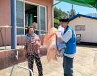 한국섬진흥원, 섬마을 찾아가는 세탁봉사 훈훈