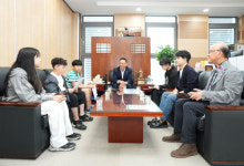 아산시의회, 거산초 학생들과 시민제안서 전달 및 면담의 시간