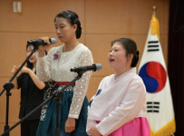 유성구, 장애인 평생학습도시 선포식...이용자들의 축하공연 감동