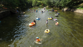 캠핑장·유아숲체험원·교육관까지… 금산산림문화타운 인기