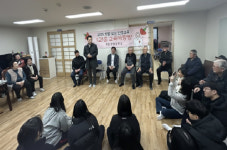 천안성성중학교, 아파트 경로당을 방문 어르신들과 함께 동행