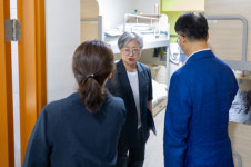 강미애 세종시교육감, 세종과학예술영재고·세종국제고 잇따라 방문