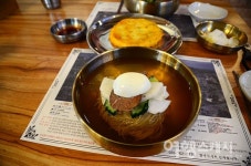 [냉면 열전①] 평안도 사람들이 먹던 바로 그 평양냉면, 인천 경인면옥