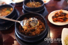 쫄깃한 우렁이 듬뿍! 당진의 맛, 우렁쌈밥
