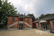 [아산 여행] 다섯 그루 보호수가 있는 공세리 성당, 그리고 공세리 공감마을