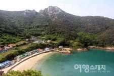 [이달의 섬 여행] 소박하고 선한 사람들의 마을, 전남 신안군 흑산면 영산도