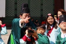 [관광벤처기업 탐방⑥] 똑같은 해설 투어가 아니라 입체적인 이야기를 만들어요 최지연 에이치스토리컨설팅 대표