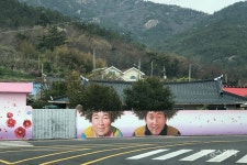 신안 천사대교 관광지로 인기... 주말이면 차량 꼬리 물기, 숙박·식당도 부족