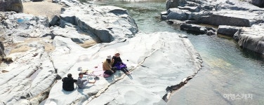 [청정지역 시골 여행 Ⅱ ①] 지리산 트레킹, 냉이와 음이온으로 활기 되찾는 남원 선돌촌마을