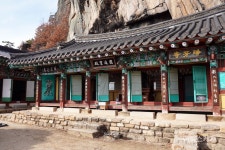 [코로나 블루 힐링 여행지 ③] 자연과 함께 하며 스트레스 줄이기 국립제천치유의숲과 정방사