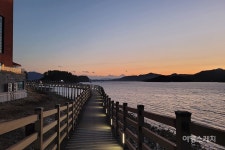 [이달의 테마여행 ②] 신비로운 동굴부터 봉긋봉긋 솟은 고분군까지, 다섯가지 매력 뽐내는 고성 인생샷 성지 