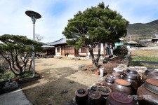 [K-스테이 ②] 전남 담양, 뜨끈한 구들장과 쉼이 있는 마루, 그리고 돌담길, 달빛무월마을