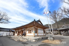 [K-스테이 ②] 전남 담양, 뜨끈한 구들장과 쉼이 있는 마루, 그리고 돌담길, 달빛무월마을