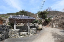 [K-스테이 ②] 전남 담양, 뜨끈한 구들장과 쉼이 있는 마루, 그리고 돌담길, 달빛무월마을