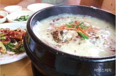 [소문난 먹거리촌 ③]여름 보양식의 끝판왕 남한산성 백숙거리