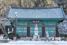 대자연이 빚어낸 비경속으로, 주왕산국립공원 얼음 트레킹