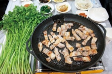 [마을따라 마음따라] 향긋한 봄미나리의 유혹, 청도군 한재