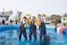 제철 해산물과 푸른 바다가 기다리는 영덕 대게축제