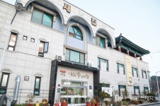 [특집 2] 추어탕부터 재첩국까지! 다가온 겨울, 따끈한 국물을 찾아서~