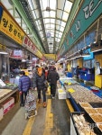 [시장은 살아있다] 찾는 손님이 다시 찾아오는 광명전통시장