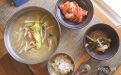 [식도락 여행] 칼국수에서 파스타까지 전국 면요리 기행