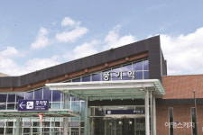 [뚜벅이를 위한 기찻길 여행]  서울에서 1시간 반이면 소백산도 간다고요?  KTX 타고 떠나는 풍기~영주역