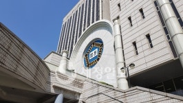 검찰, 조석래 전 효성그룹 회장에 징역 10년, 벌금 3천억원 구형