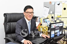 정안세무회계하경래사무소 | [레전드의 꿈-③] 김정래 세무사…청년 IT창업가의 메신저를 꿈꾼다