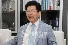 동방세무법인더블유엠센터 | [특별대담] '택스메디컬센터' 꿈꾸는 신임 신동복 이현세무법인 회장